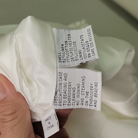 Donna Vinci Ivory Pearl Skirt Suit, Size 8 - Picture 6 of 13